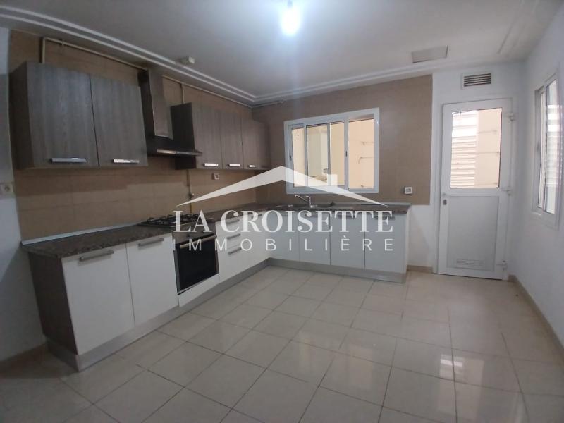 Appartement S+3 avec terrasse au Lac 2